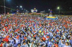 Đánh giá tự do tôn giáo ở Việt Nam không thể qua lăng kính phiến diện