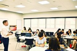 Đào tạo, bồi dưỡng, nâng cao chất lượng đội ngũ cán bộ quản lý, giáo viên