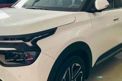 MPV cũ 7 chỗ trong tài chính 400 triệu đồng: Chọn Mitsubishi Xpander hay Toyota Innova?