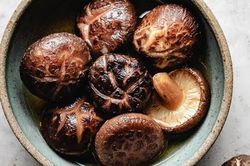 Nấm hương có tác dụng gì đối với sức khỏe?