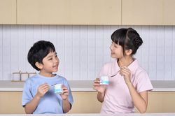 Nuôi con năm 2026: Đừng chỉ đếm calo, hãy học cách nuôi hệ vi sinh đường ruột của trẻ