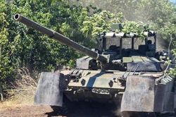 Biến thể xe tăng T-72B3A lần đầu xuất hiện với lớp giáp đặc biệt