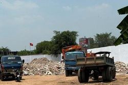 Khởi tố 6 đối tượng 'đổ trộm' gần 800 tấn chất thải