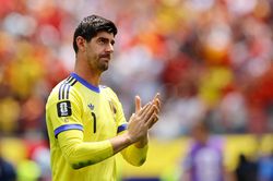 Courtois úp mở việc chia tay tuyển Bỉ