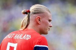 D&acirc;y buộc t&oacute;c của Haaland 'ch&aacute;y h&agrave;ng' dịp World Cup 2026