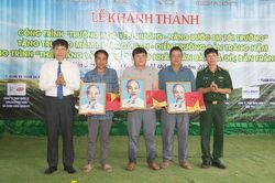 Khánh thành trường học và công trình chiếu sáng ở khu vực biên giới Sơn La