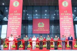 Kh&aacute;nh th&agrave;nh Trung t&acirc;m Chỉ huy, điều h&agrave;nh, t&aacute;c chiến xuất nhập cảnh