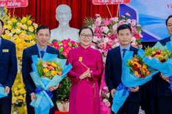 Thứ trưởng Nguyễn Thị Quyên Thanh dự Hội nghị công tác cán bộ tại Vĩnh Long