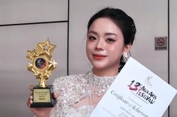 Nữ ca sĩ sinh năm 2004 vừa giành Cúp Vàng tại Asia Art Festival là ai?