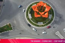 Cần lưu ý vạch vàng - vạch cấm dừng, đỗ xe tại vòng xuyến trung tâm phường Thành Sen