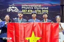 Lần đầu Việt Nam có 2 học sinh đạt điểm tuyệt đối tại Olympic Vật lý quốc tế