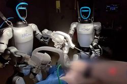 Lần đầu tiên robot hình người thực hiện thành công ca phẫu thuật, mở ra tương lai mới cho y học