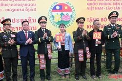 Tiếp sức an sinh, n&acirc;ng cao đời sống v&ugrave;ng bi&ecirc;n