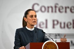 Tổng thống Mexico chỉ tr&iacute;ch Mỹ can thiệp, k&iacute;ch động bạo lực
