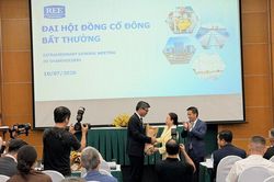 Bà Mai Thanh rời HĐQT REE sau 44 năm gắn bó, công ty ước lãi 6 tháng gần 1.500 tỷ đồng
