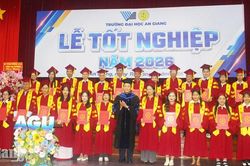 Hơn 650 sinh viên Trường Đại học An Giang tốt nghiệp loại giỏi, xuất sắc