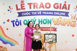 Trao giải cuộc thi vẽ tranh tuy&ecirc;n truyền ph&ograve;ng, chống x&acirc;m hại trẻ em