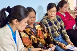 Phường Diên Hồng tuyên truyền chính sách BHXH tự nguyện, BHYT hộ gia đình tại thôn Pleikuroh