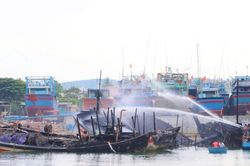 Hai vụ cháy tàu cá, gióng hồi chuông cảnh báo