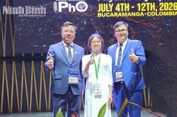 Nguyễn Thị B&iacute;ch Ngọc - Học sinh Trường THPT chuy&ecirc;n L&ecirc; Hồng Phong đoạt Huy chương V&agrave;ng Olympic Vật l&iacute; quốc tế năm 2026