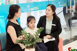Đẩy mạnh chuyển đổi số, nâng cao chất lượng dịch vụ ngân hàng