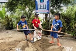 Những ngày hè rộn rã
