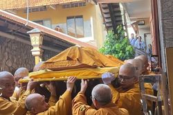 Vĩnh Long: Lễ nhập kim quan Trưởng lão Hòa thượng Thích Phước Tú - Thành viên Hội đồng Chứng minh GHPGVN