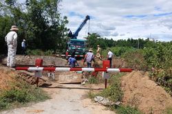Liên tiếp đóng nhiều lối đi tự mở nguy hiểm khu vực đường sắt Bắc - Nam qua Huế