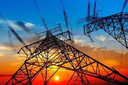 Ngành điện bước vào chu kỳ mới, tâm điểm là năng lượng tái tạo và điện khí LNG