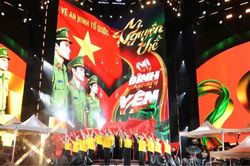 Gala nghệ thuật 'Tổ quốc bình yên'