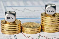 Mua cổ phiếu quỹ khi khủng hoảng: Bệ đỡ thanh khoản hay 'bẫy' giá trị?