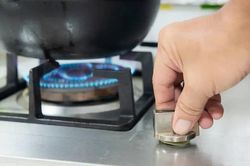 Từng có mặt trong mọi căn bếp nhưng bếp gas đang dần nhường chỗ cho thiết bị này