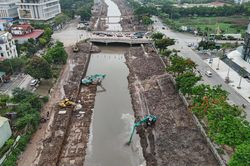 Toàn cảnh dự án cải tạo sông Kim Ngưu chống ngập cho Hà Nội sau 6 tháng thi công