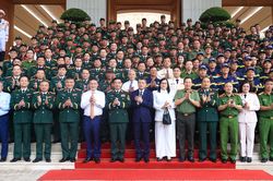 Thủ tướng: Giữa nỗi đau của Venezuela, Việt Nam mang đến nghĩa tình