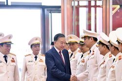 Tổng B&iacute; thư, Chủ tịch nước T&ocirc; L&acirc;m dự Lễ kỷ niệm 80 năm Ng&agrave;y truyền thống lực lượng An ninh nh&acirc;n d&acirc;n
