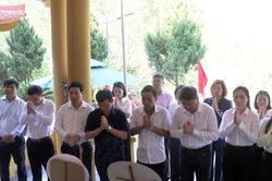 MTTQ tỉnh Tuy&ecirc;n Quang d&acirc;ng hương tri &acirc;n c&aacute;c Anh h&ugrave;ng liệt sĩ