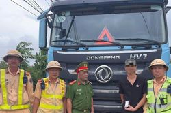 Quảng Trị: Bắt giữ tài xế dương tính với ma túy, điều khiển xe đầu kéo trên QL 9