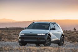 Hyundai và Kia triệu hồi khẩn cấp xe điện vì rủi ro cháy nổ
