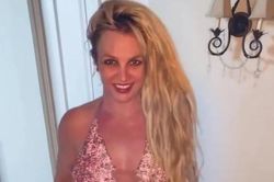 Britney Spears sau khi mất kiểm soát