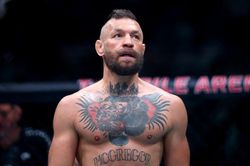 Dấu chấm hết cho 'G&atilde; đi&ecirc;n' Conor McGregor