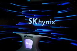 CEO SK Hynix đưa dự báo 'đáng sợ' về năm 2027