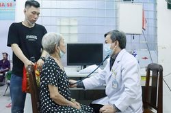Phát triển y tế hiện đại từ nền tảng cơ sở và đổi mới công nghệ