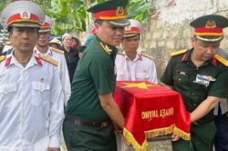 Thanh Hóa tiếp nhận, truy điệu và an táng liệt sĩ Lê Đồng Cội