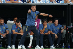 Huấn luyện viên Lionel Scaloni: 'May mắn đã đứng về phía đội tuyển Argentina'
