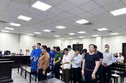 [VIDEO] Cựu phó phòng Sở Y tế Hà Nội nhận hơn 1,3 tỉ, nói là tiền tư vấn