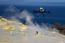 Italy thử nghiệm UAV trong giám sát, dự báo hoạt động núi lửa