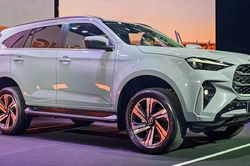Top 10 xe bán chậm tháng 6: Isuzu mu-X bất ngờ 'đội sổ', Toyota Avanza 'trở lại'