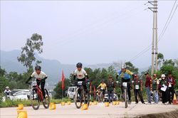 Đoàn Hà Nội dẫn đầu nội dung xe đạp địa hình trẻ quốc gia lần thứ 31 năm 2026