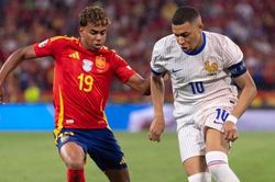 B&aacute;n kết World Cup 2026: Long tranh, hổ đấu
