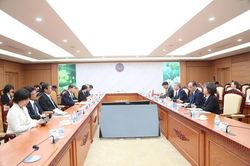 Tăng cường hợp t&aacute;c đầu tư với tỉnh Aichi (Nhật Bản)